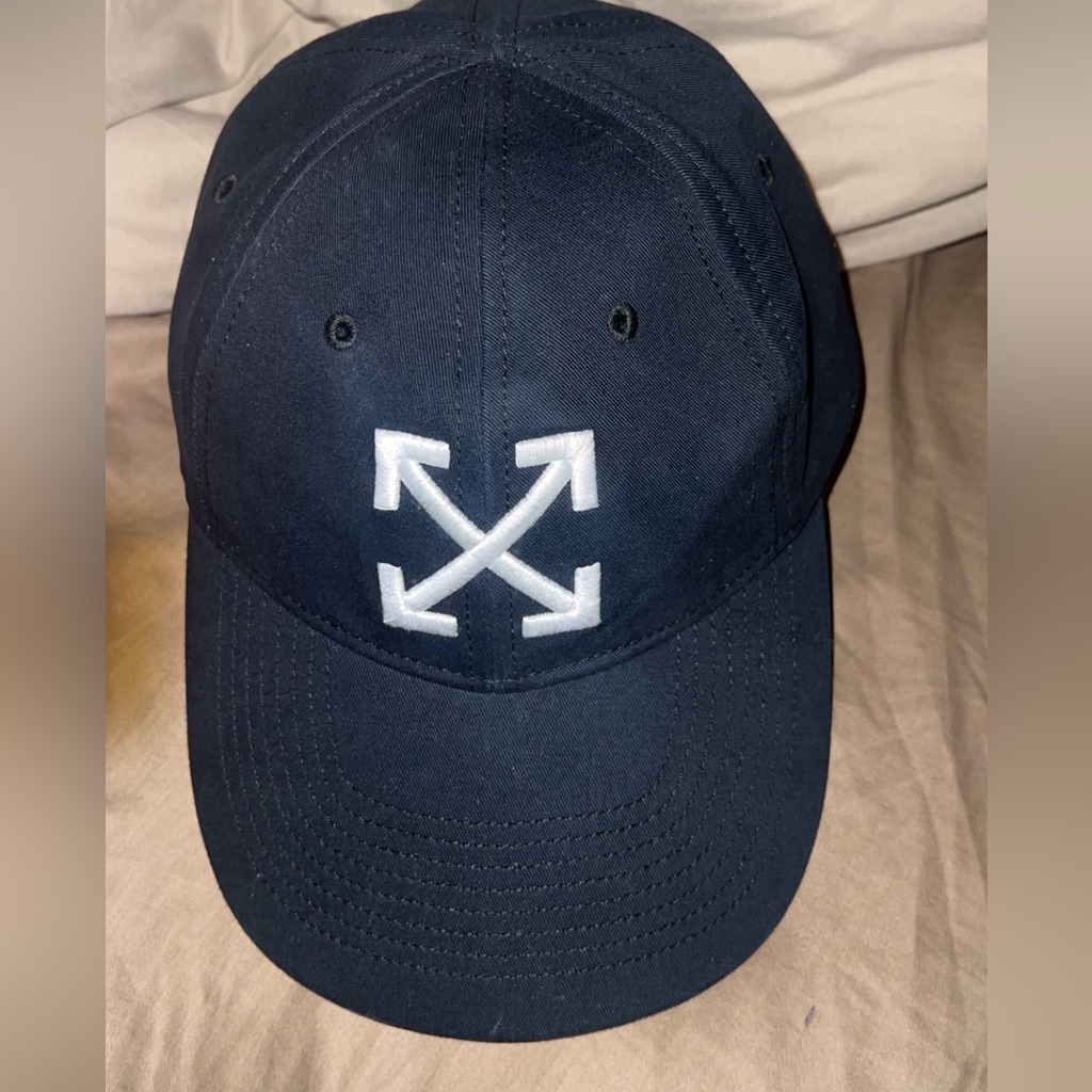 Off White Baseball Cap!